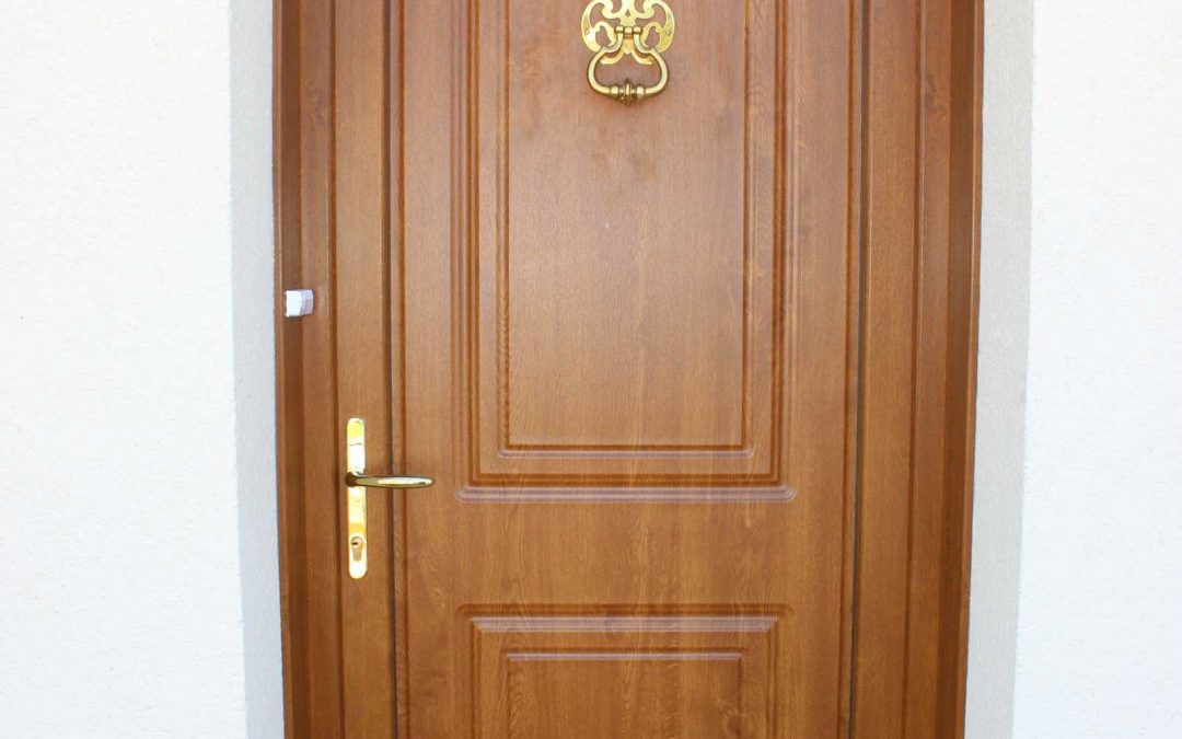 Porte d’entrée en PVC chêne doré Janneau