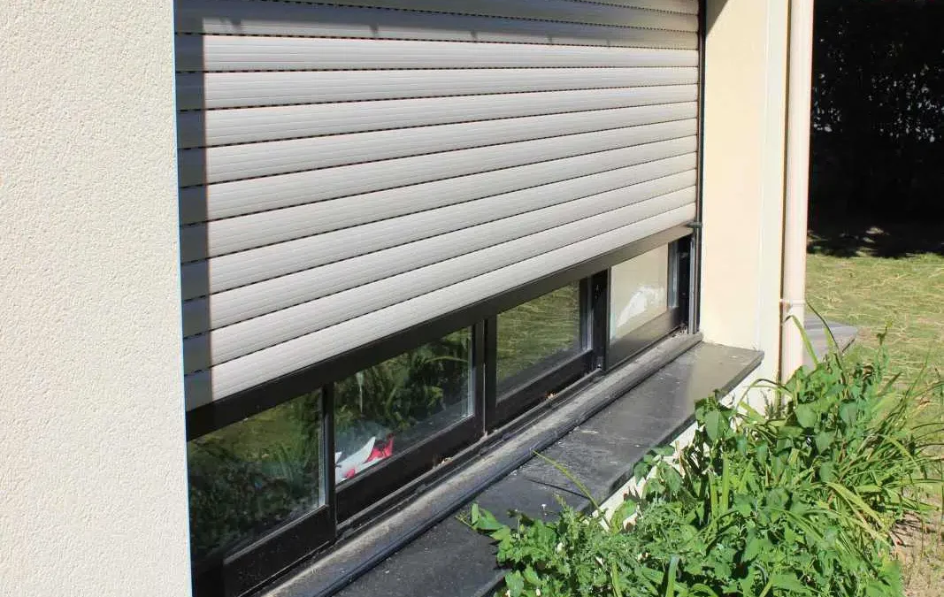 Volet roulant à Dinard : confort, sécurité et isolation avec Alu Bertron
