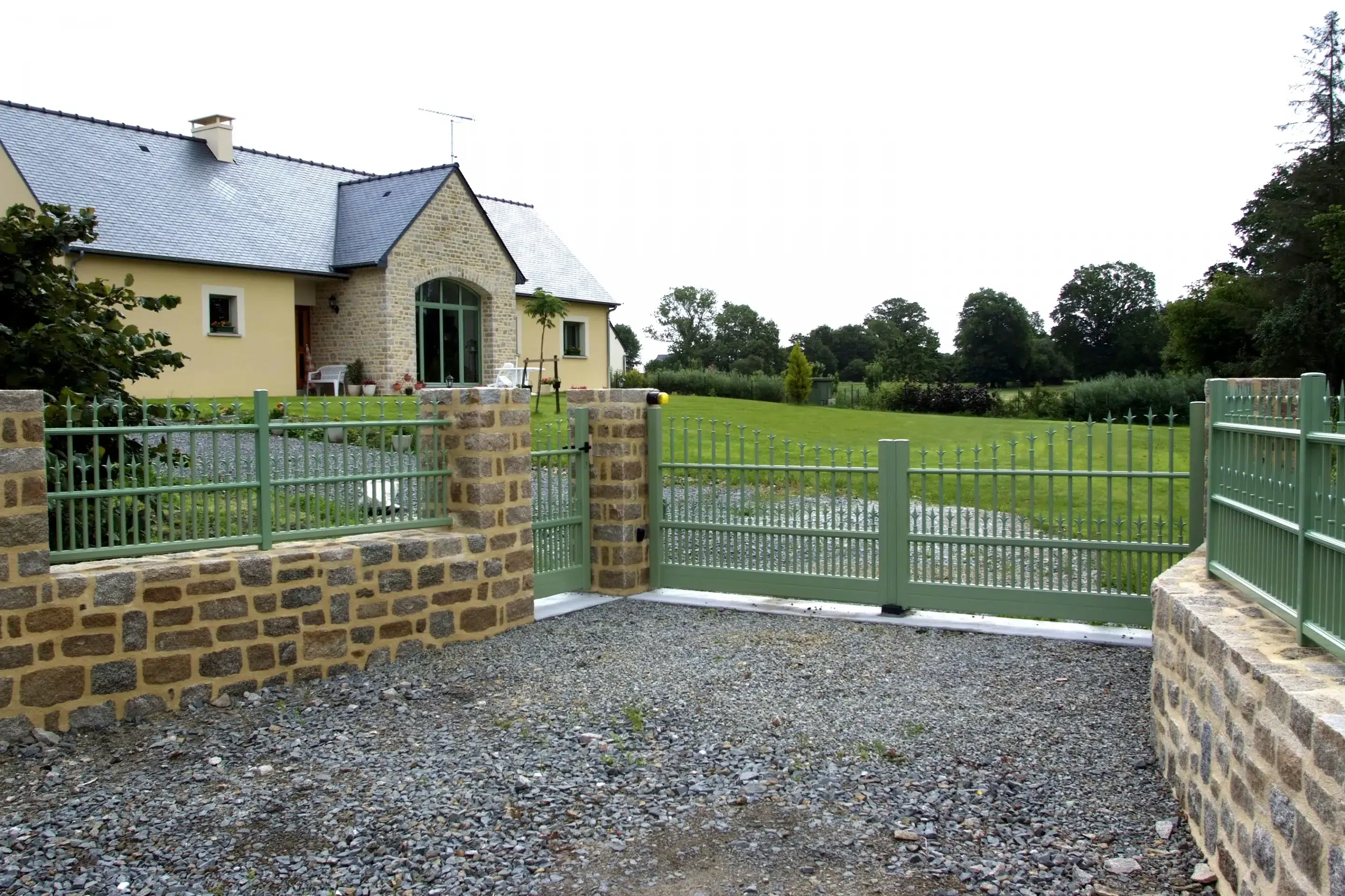 portails à La Guerche-de-Bretagne