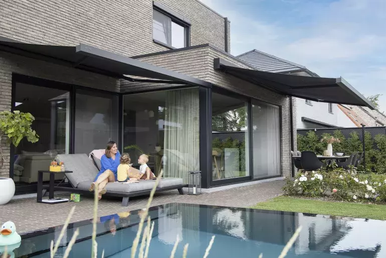 store banne B27 Brustor