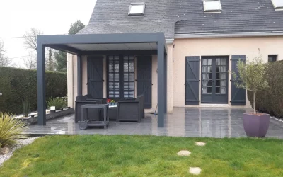 Fenêtre mixte à Chartres-de-Bretagne : l’alliance du bois et de l’aluminium pour votre confort durable