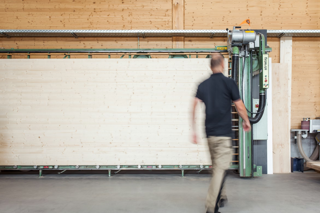 commercial en menuiserie