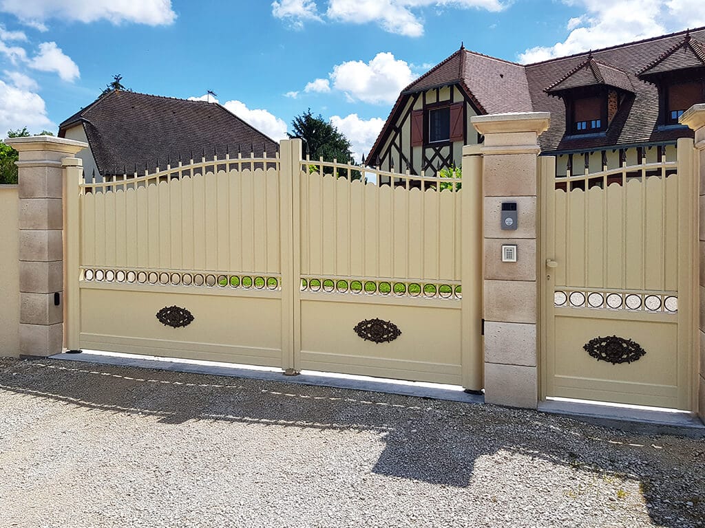 portail Cetal à Betton