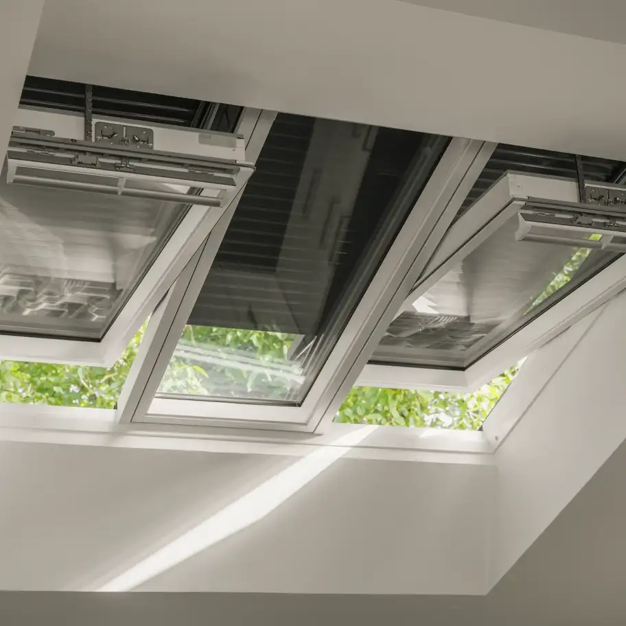 volet roulant VELUX à Thorigné-Fouillard